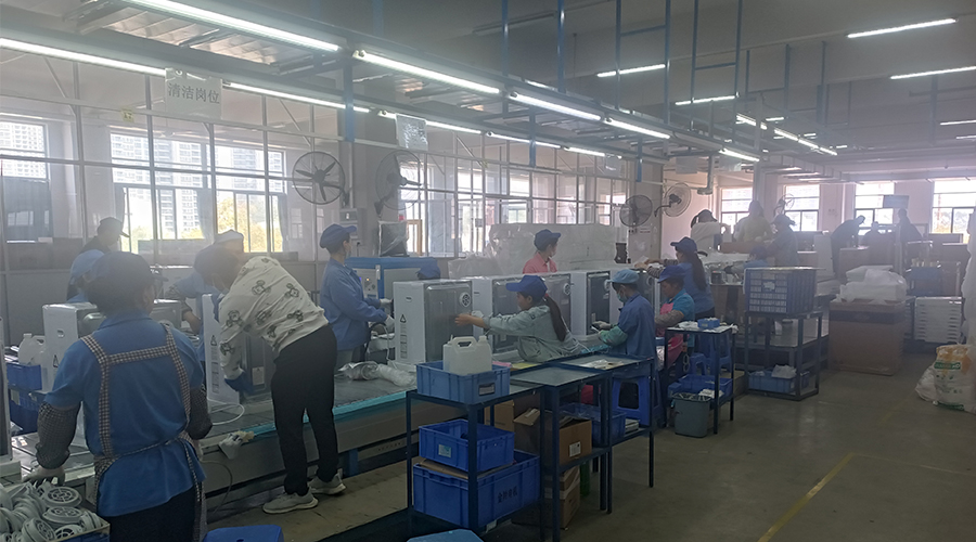 金環(huán)電器：車間全力備戰(zhàn)，確保小型衣服烘干機按時交付